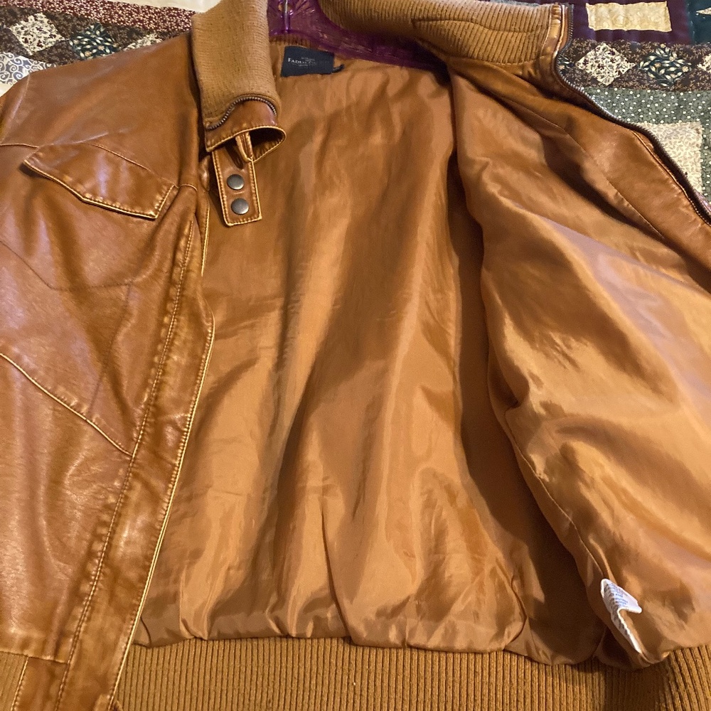 Jacket - Picture 4 of 6